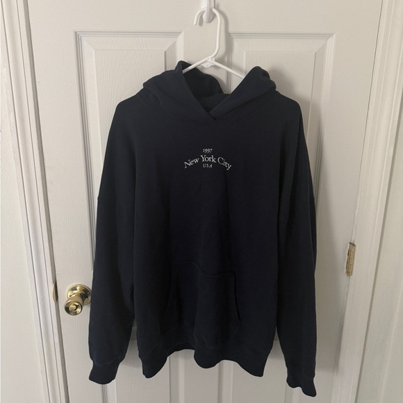 Hollister - Navy NYC Sweatshirt Oversized Hoodie - Picture 2 of 3